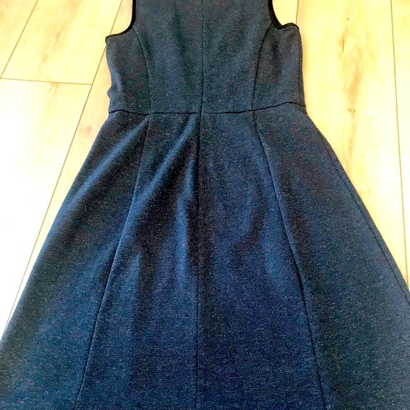 NWOT Beautiful soft navy dress, Ann Taylor size 0. Nice upper trim. - Picture 2 of 5